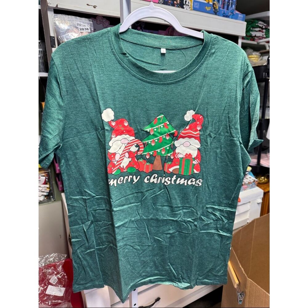 New Size‎ LRG Green Merry Christmas Gnome Tee